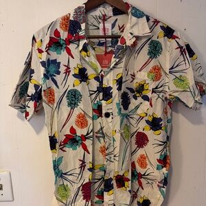 Topo Tour Shirt